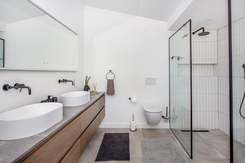 2 Bedroom Property for Sale in Hout Bay Western Cape